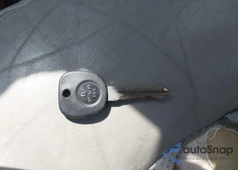 2007 Chevrolet Hhr Lt из США, поврежденный, VIN 3GNDA23D47S564043